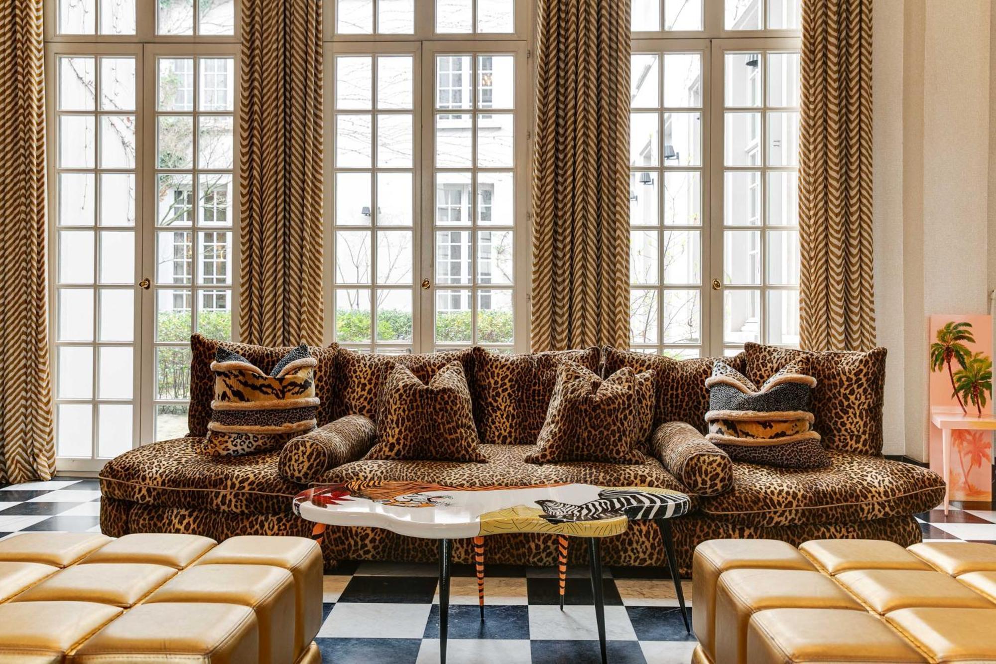 Small Luxury Hotel De Witte Lelie Amberes Exterior foto