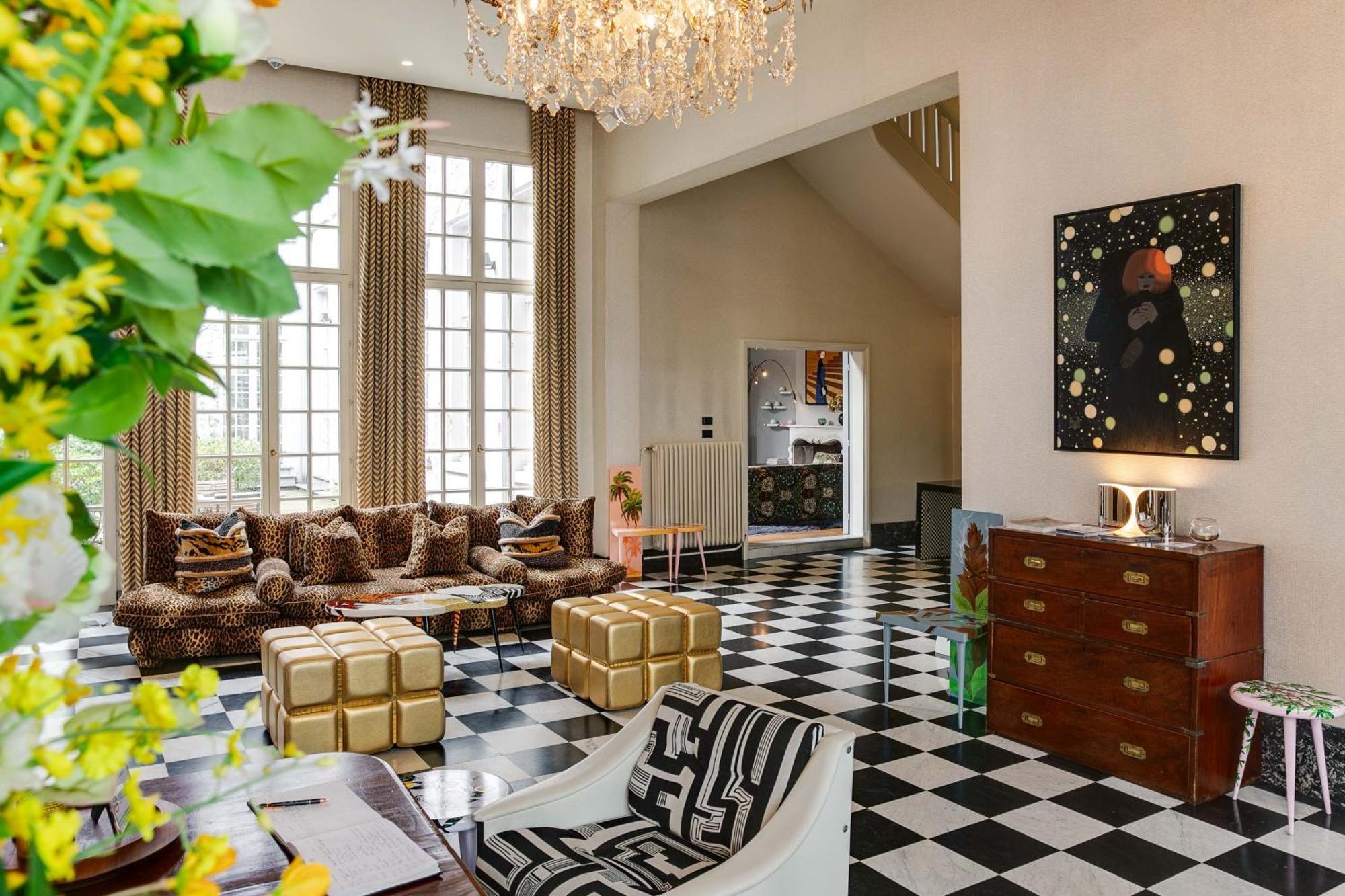 Small Luxury Hotel De Witte Lelie Amberes Exterior foto